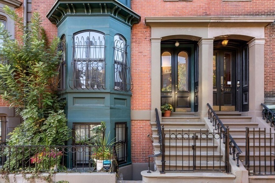 Building Photo - 580 Tremont St