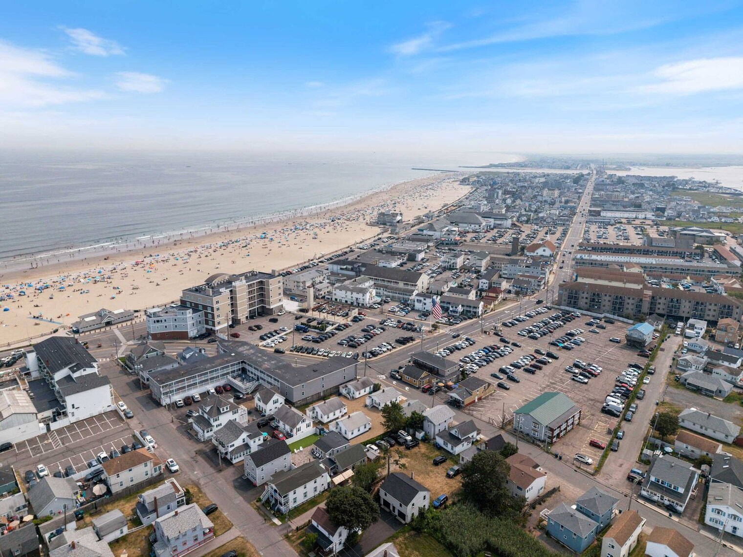 Building Photo - 2 Island Path