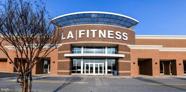 Building Photo - 12330 Chesterton Dr
