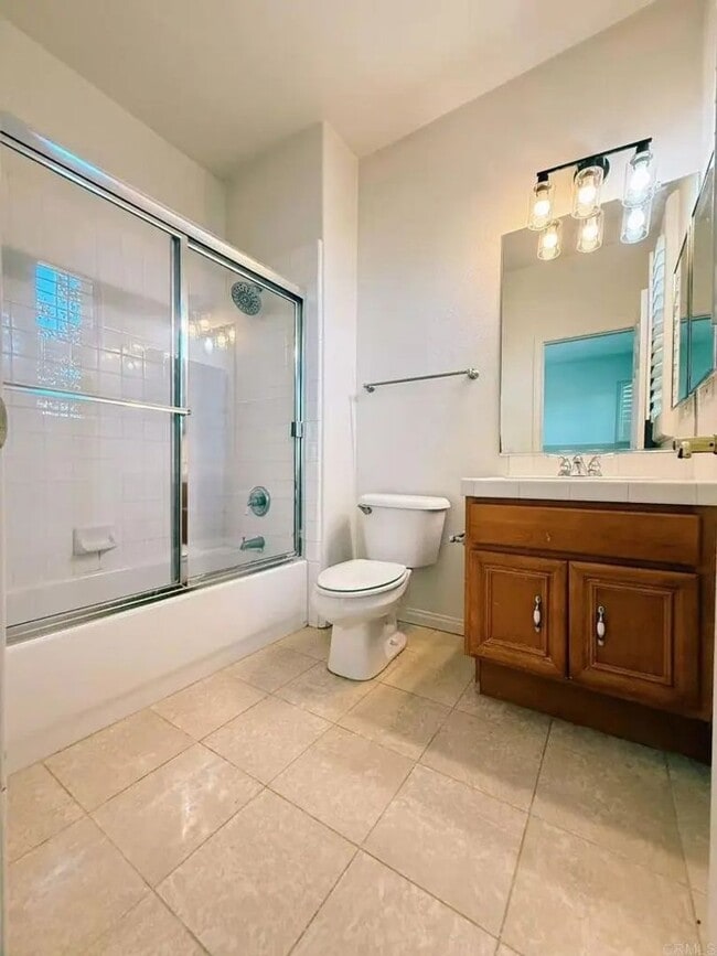 Building Photo - 5BD/4.5BA, 3,500 sq. ft. San Marcos Home w/ Ocean Views