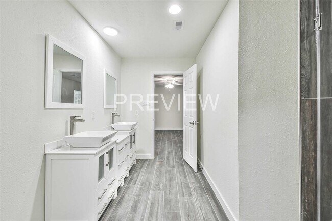 Building Photo - 3627 Glenwood Springs Dr