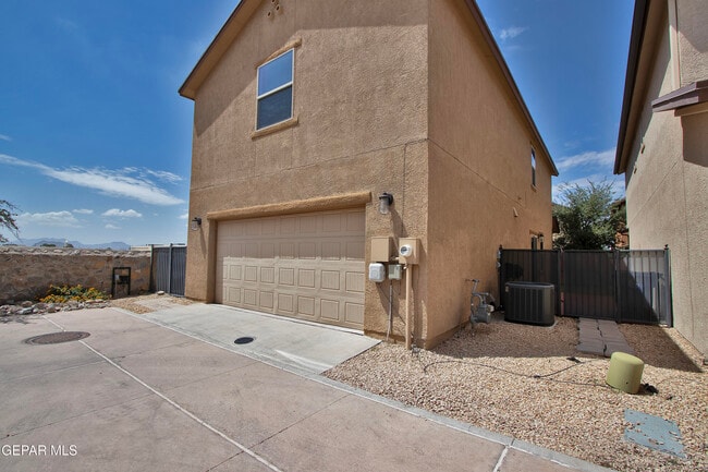 Building Photo - 6716 Red Canyon Sage Ln