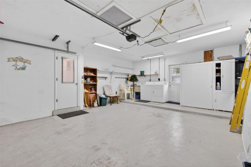 Building Photo - 13924 Barbados Dr