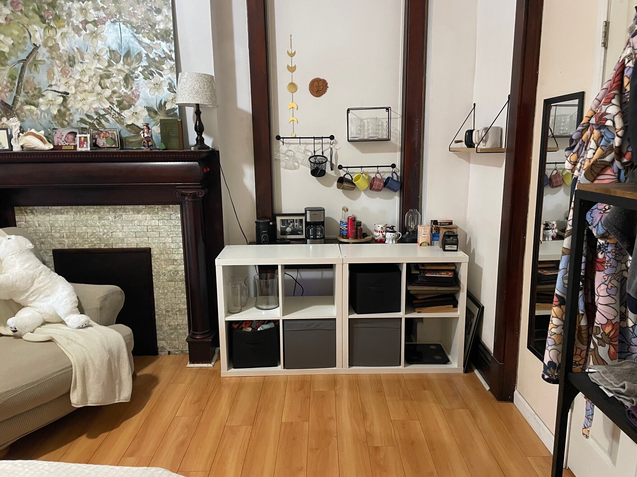 Building Photo - 746 Broughton St