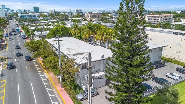 Building Photo - 301 86th St