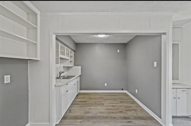 Building Photo - 1902 11th St