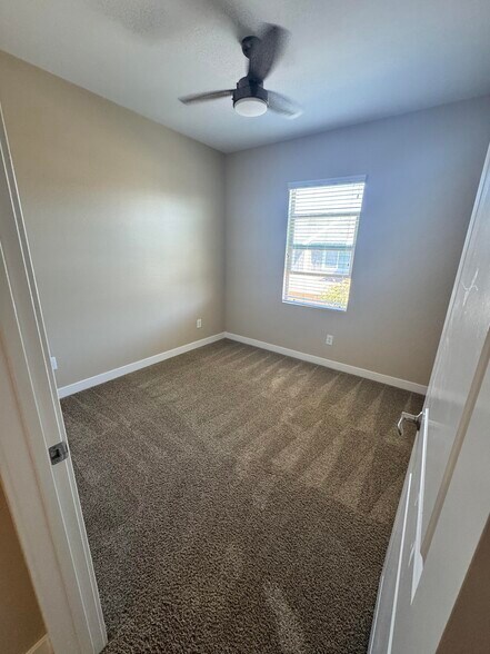 Building Photo - 11406 Citrus Dr