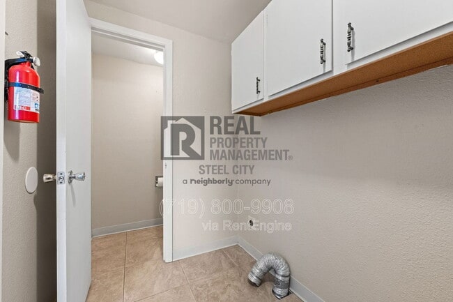 Building Photo - 1009 Constitution Rd