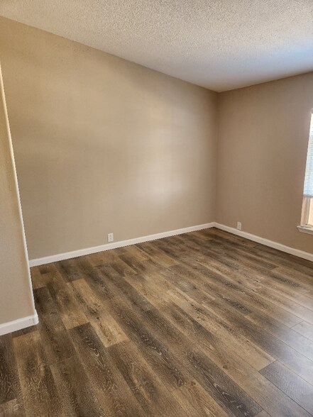 Building Photo - 35640 Epple St