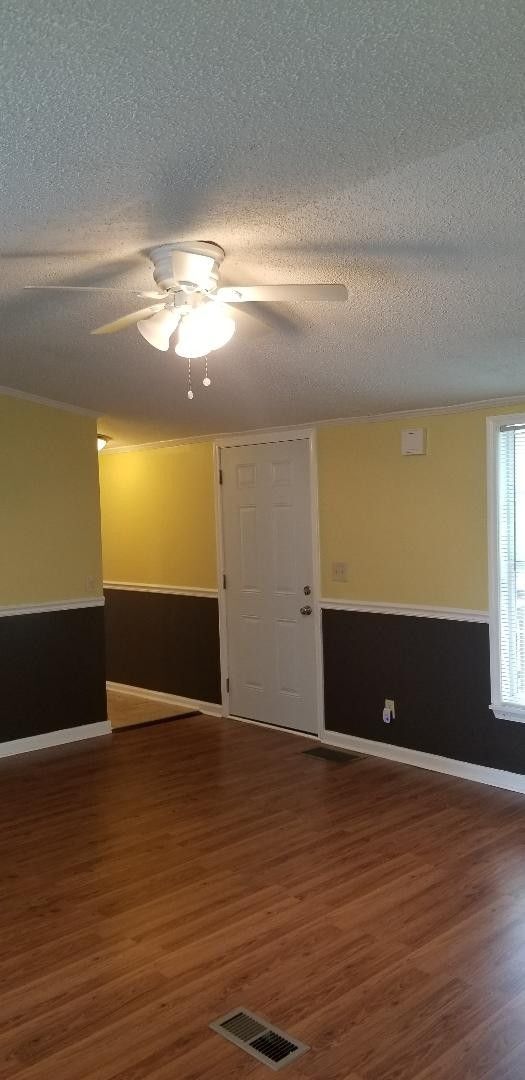 Building Photo - 169 Brentwood Ln