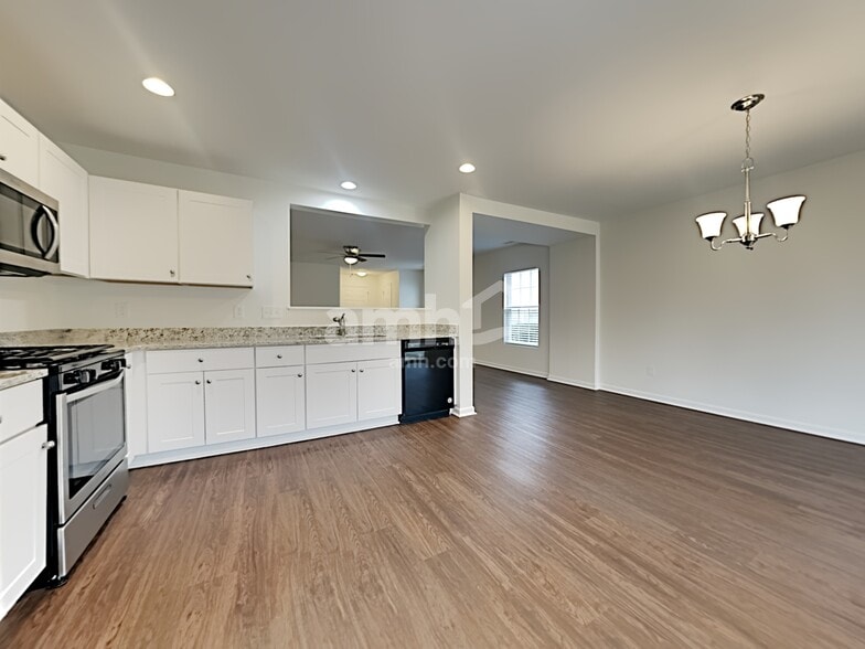 Building Photo - 709 Averasboro Dr