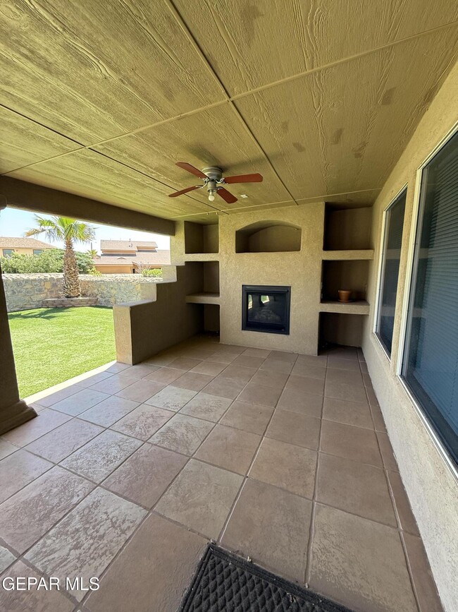 Building Photo - 12557 Paseo Lindo Dr