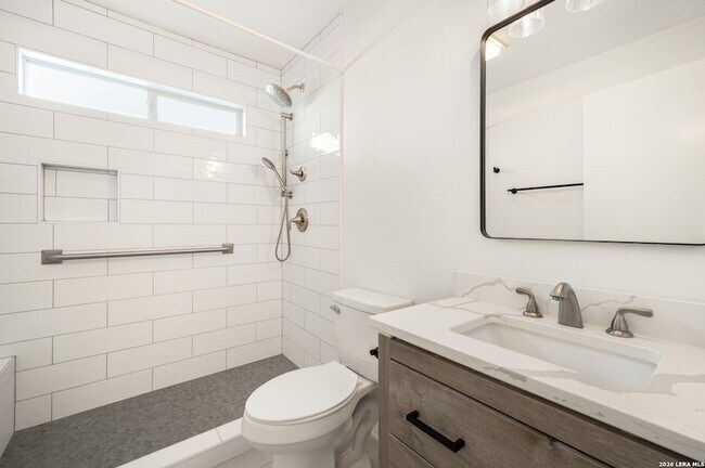 Building Photo - 9135 Jean Verte