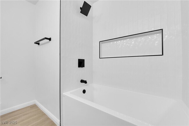 Building Photo - 5029 Tranquil Stream Ct