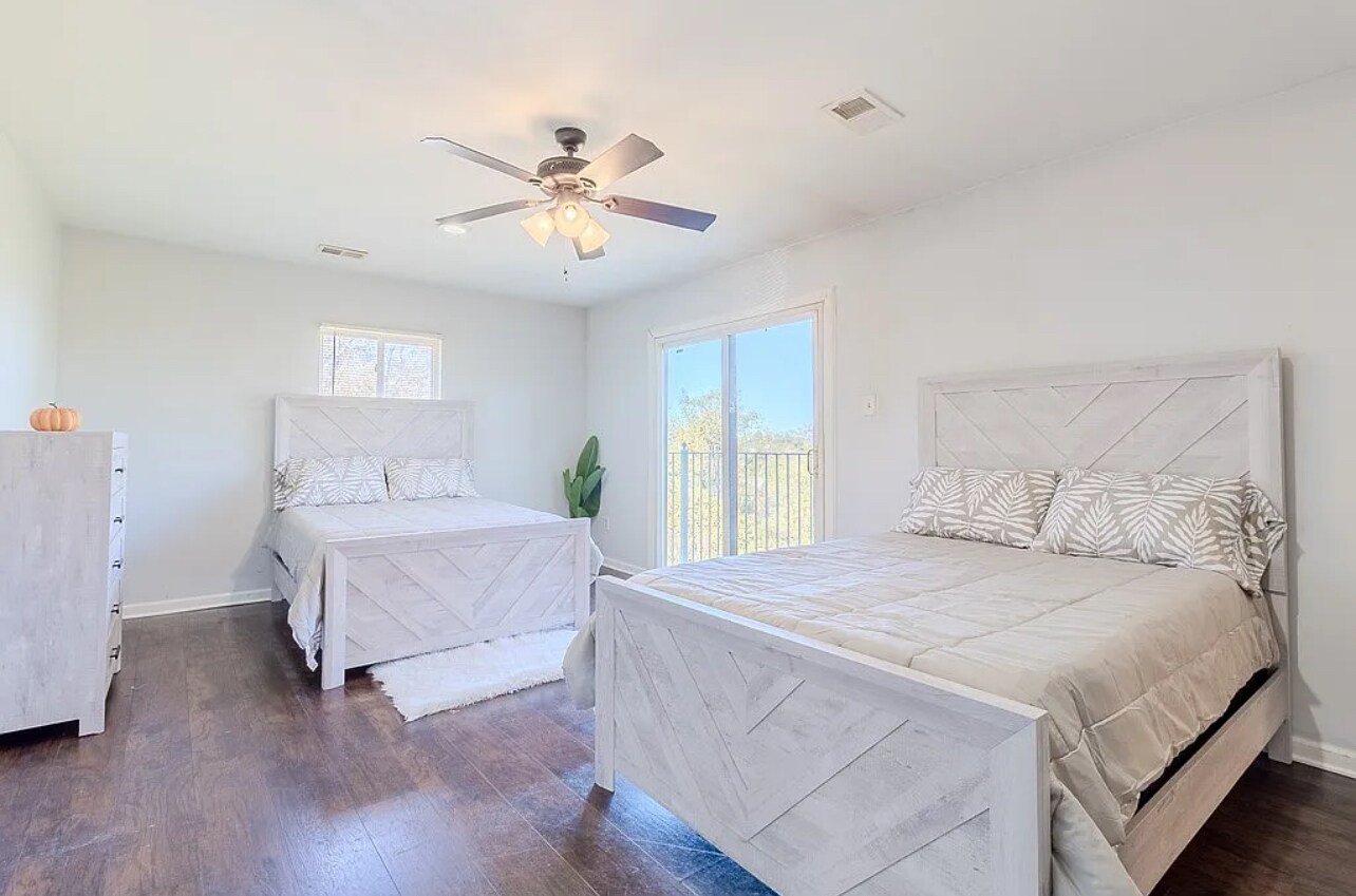 Building Photo - 7583 Tyler Rd