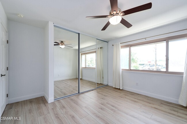 Building Photo - 28955 Oakpath Dr