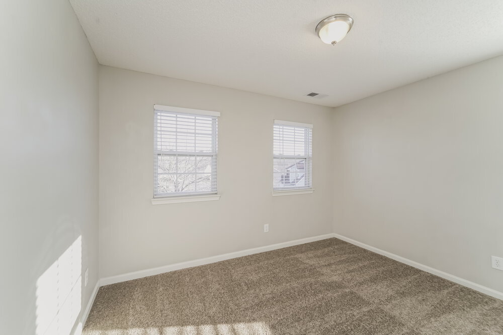 Building Photo - 2700 Hampton View Ct