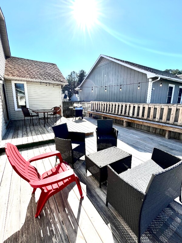 Building Photo - 5586 Arapahoe Ct