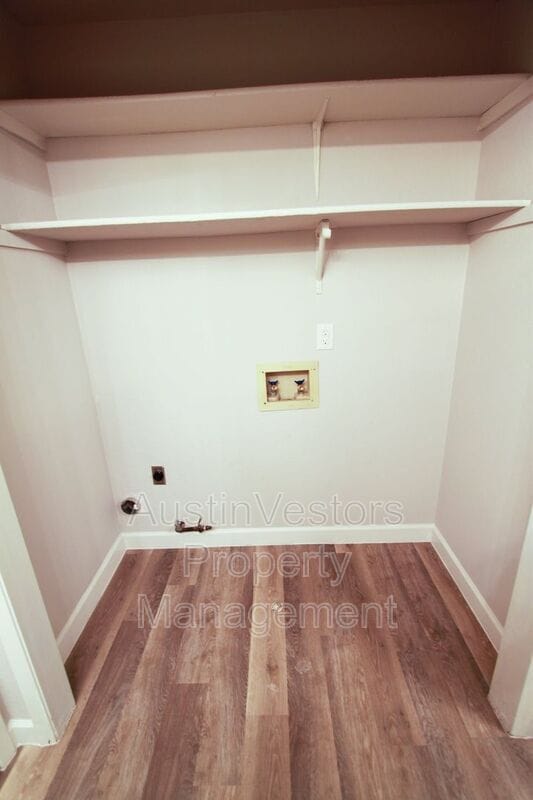 Building Photo - 6505 Columbia Oaks Ct
