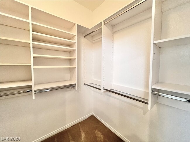 Building Photo - 6164 Bridgeport Hills Ave