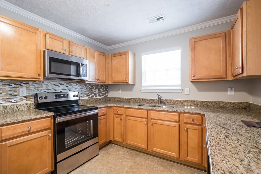 Building Photo - 11248 James Madison Dr