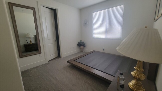 Building Photo - 3701 Parterre Ct