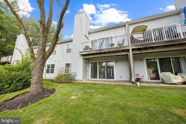 Building Photo - 905 Rabbit Run Rd