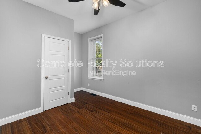 Building Photo - 3466 S Spring Ave