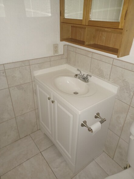 Building Photo - 2053 Syracuse Ct NE