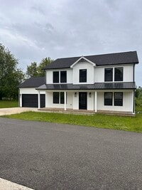 Building Photo - 216 Linwood Dr