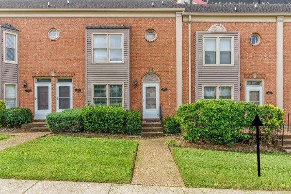 Apartment Fourth From Left - 1819 Wedgewood Ave