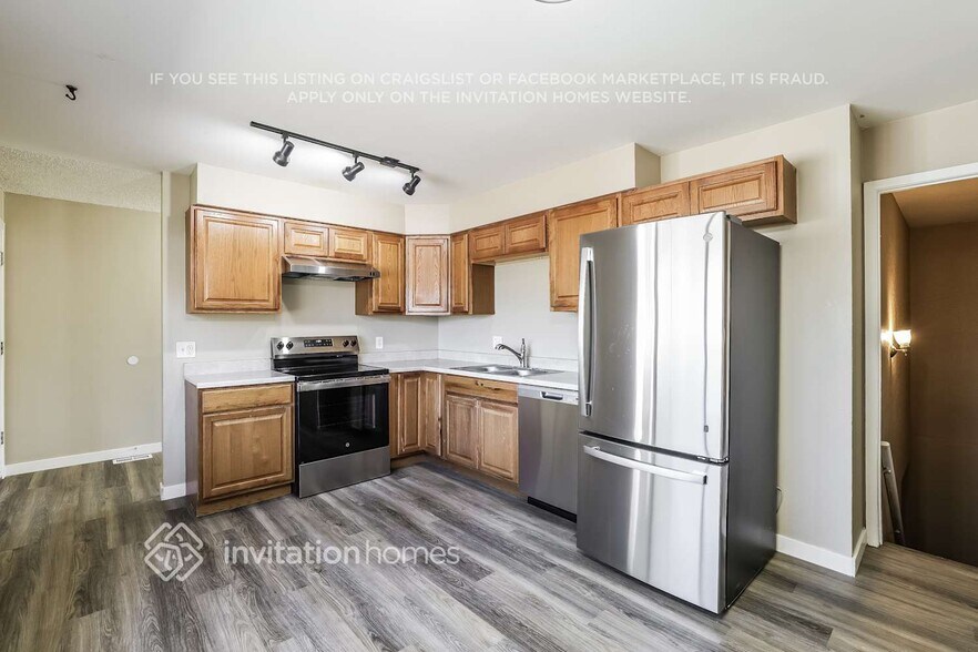 Building Photo - 5030 Worchester St