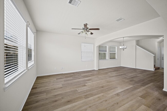 Building Photo - 14286 Empanada Dr