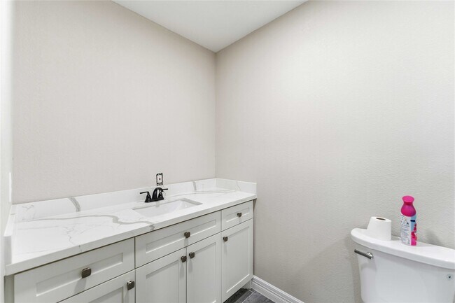 Building Photo - 8137 Way St