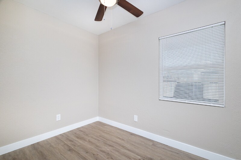 Building Photo - 1517 Nogales St