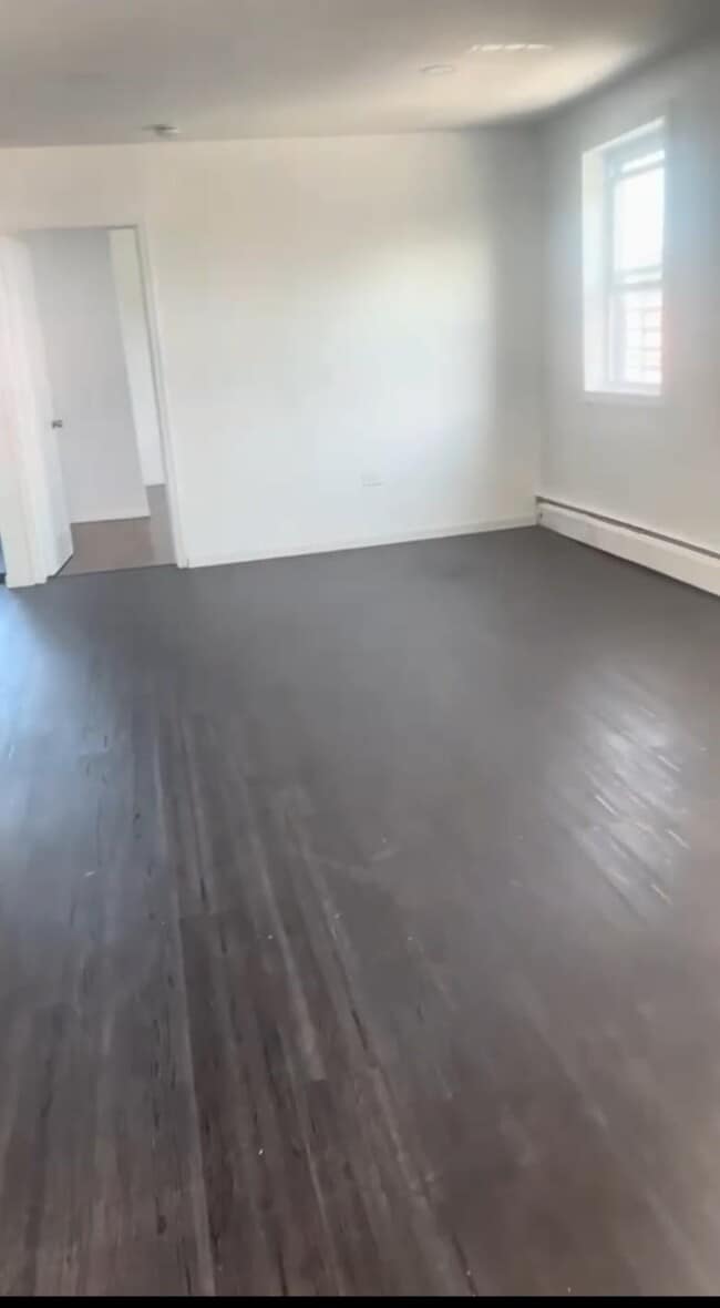 Building Photo - 4207 Grand Ave