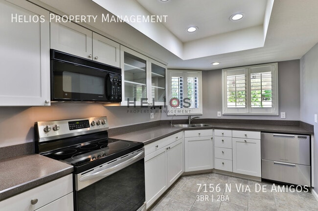 Building Photo - 7156 N Vía De Amigos