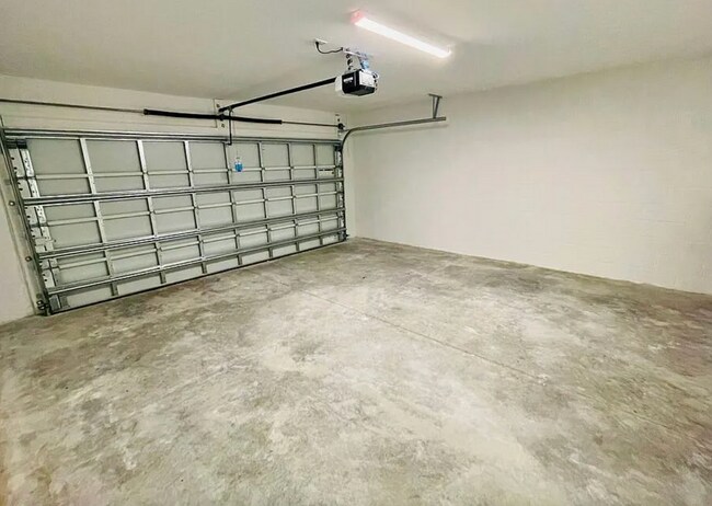 Building Photo - 27869 Solis Grande Dr