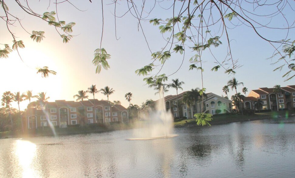 Building Photo - 1265 Wildwood Lakes Blvd