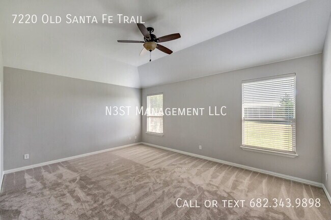 Building Photo - 7220 Old Santa Fe Trail