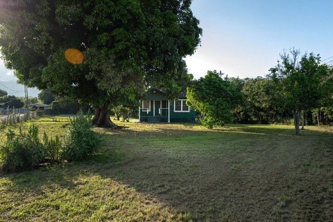 Building Photo - Newly Renovated Waialua Home on 1 Acre w/ Mountain Views – Pets Welcome