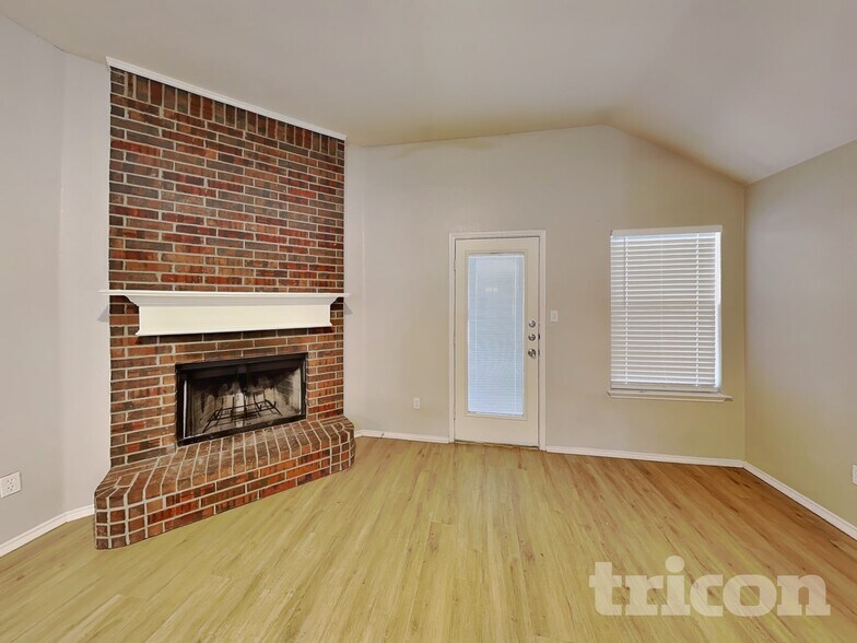 Building Photo - 1658 Wildflower Dr