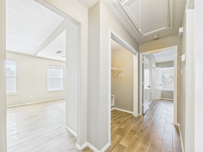 Building Photo - 3318 Field Manor Ln