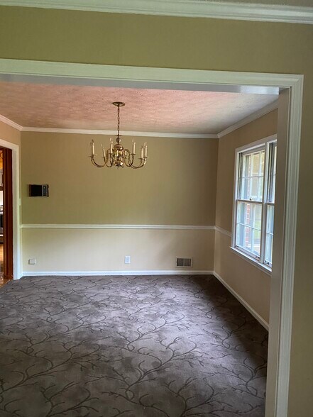 Building Photo - 3300 Evans Mill Rd