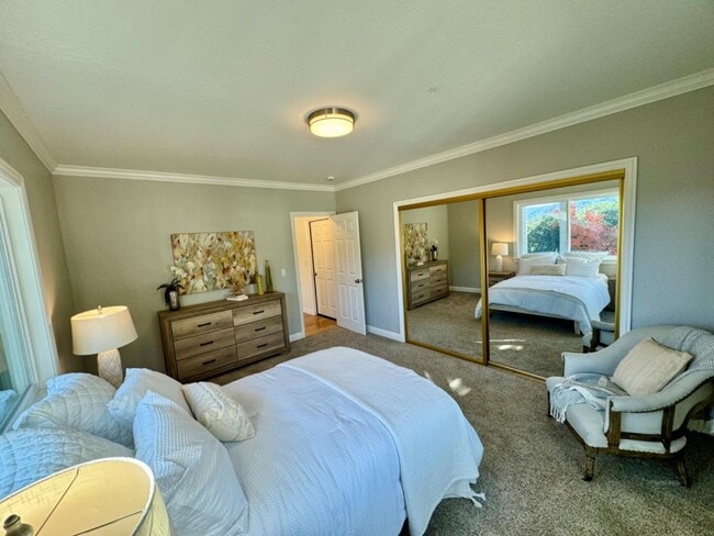 Building Photo - 25400 Radonich Rd