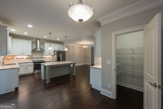Building Photo - 921 Hickory Leaf Ct SE