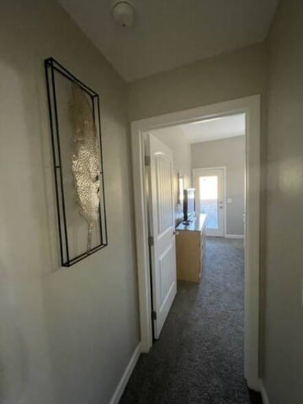 Building Photo - 4261 N Red Sun Pl