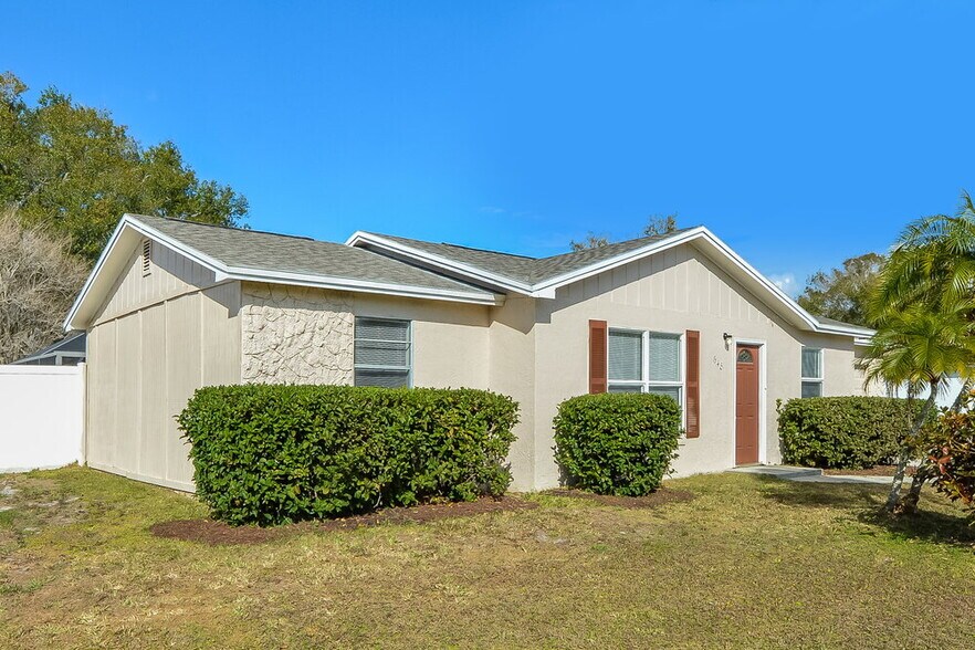 Building Photo - 648 Caribou Ct