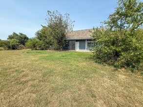 Building Photo - 1185 Koehler Rd