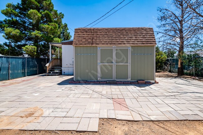 Building Photo - MOVE IN SPECIAL, $475 OFF FIRST MONTH